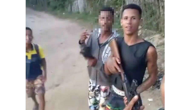 Suspeito postava fotos com armas nas redes sociais (Foto: Divulgação | SSP-BA) Suspeito postava fotos com armas nas redes sociais (Foto: Divulgação | SSP-BA)
