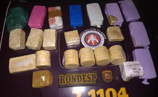 Tabletes de cocaína e possuíam aproximadamente 21 kg (Foto: Reprodução)