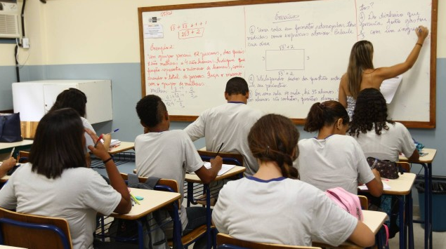 Em média, professores no Brasil usam só 67% do tempo em atividades ligadas ao aprendizado (Foto: Reprodução) 