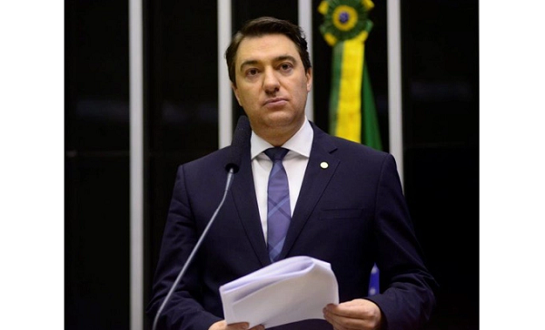 Deputado federal Fernando Lúcio Giacobo (PR-PR) (Foto: Reprodução)